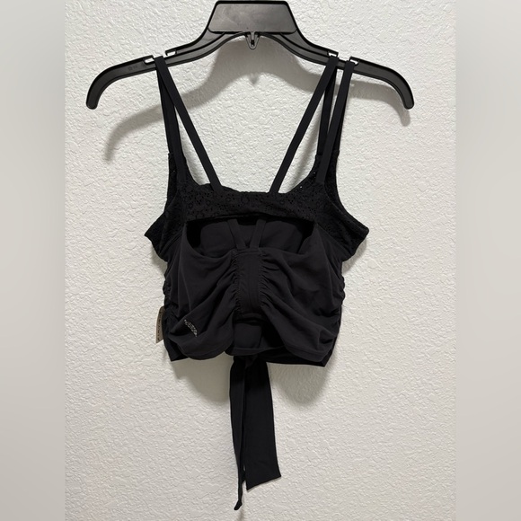 New Free People Fp movement Crowd Pleaser Cami In Black Sz M MSRP:$68 - Picture 7 of 10